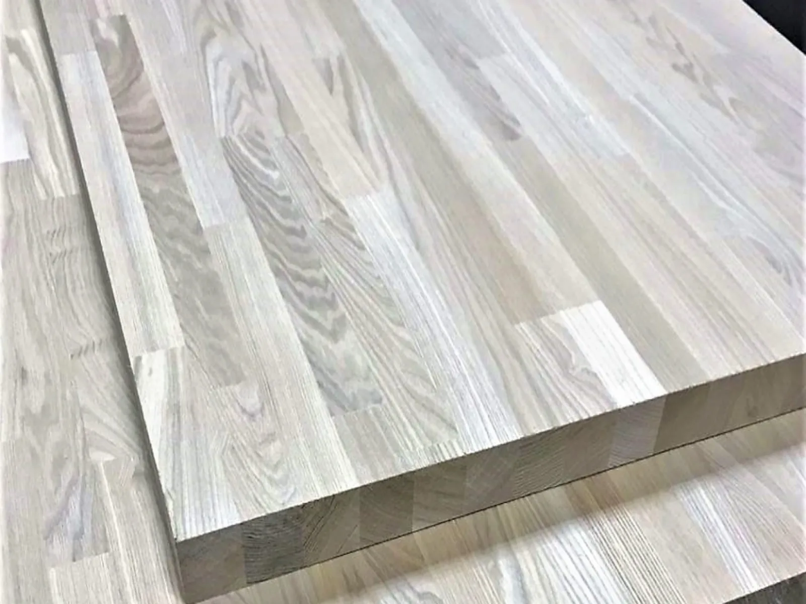 Столешница из дуба 40 x 600 x 4000 мм, «Сращенная», класс Экстра