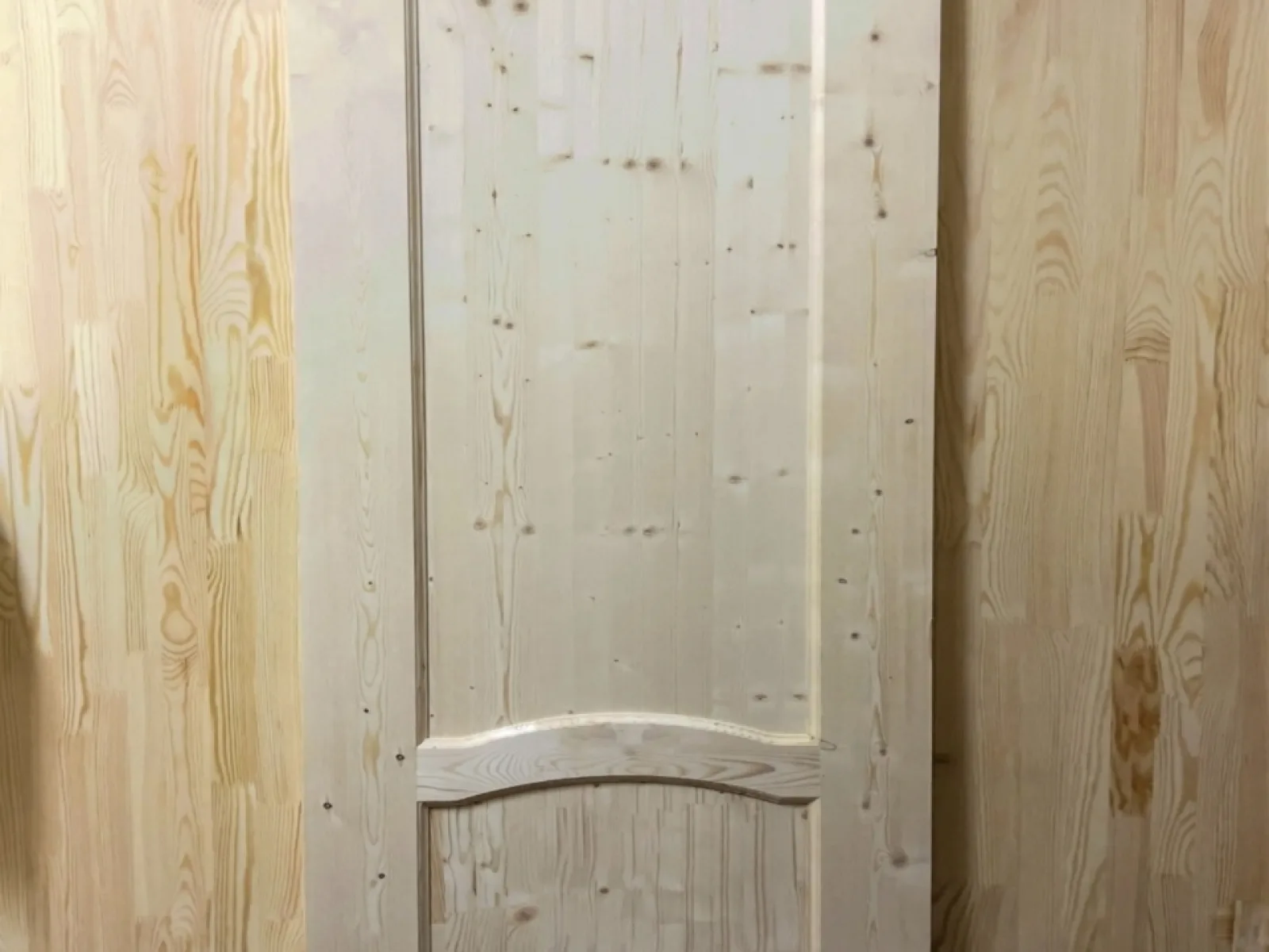 Дверь из сосны и ели 40 x 600 x 2000 мм, «Филёнчатая», класс AB