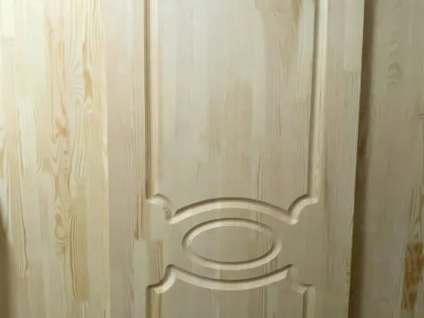 Дверь из сосны и ели 40 x 700 x 2000 мм, «Массив», класс Экстра