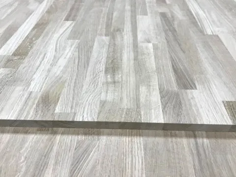 Мебельный щит из дуба 18 x 600 x 2500 мм, «Сращенный», класс Экстра